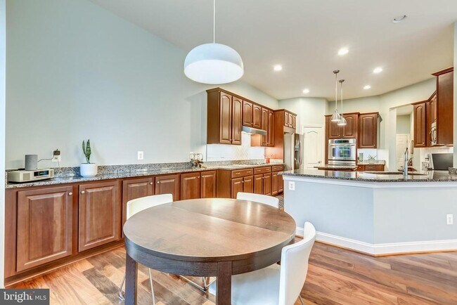 Building Photo - 3873 Billberry Dr