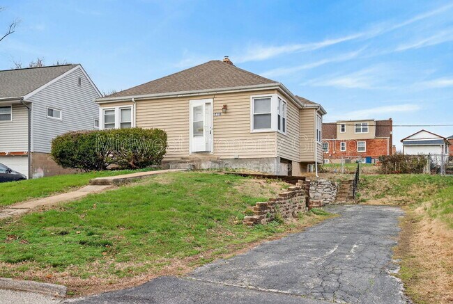 Building Photo - 7711 Brocton Ct