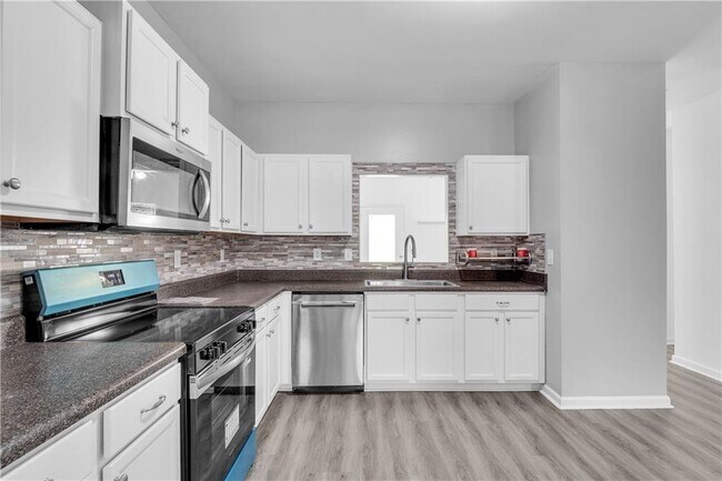 Building Photo - 2827 Creek Bottom Ct