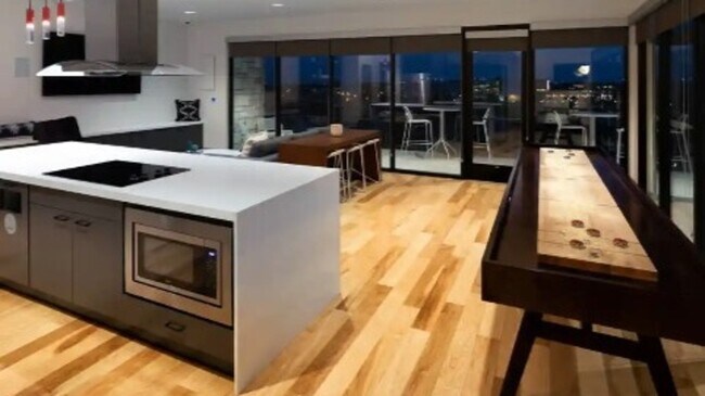 Building Photo - 2401 Aldrich St