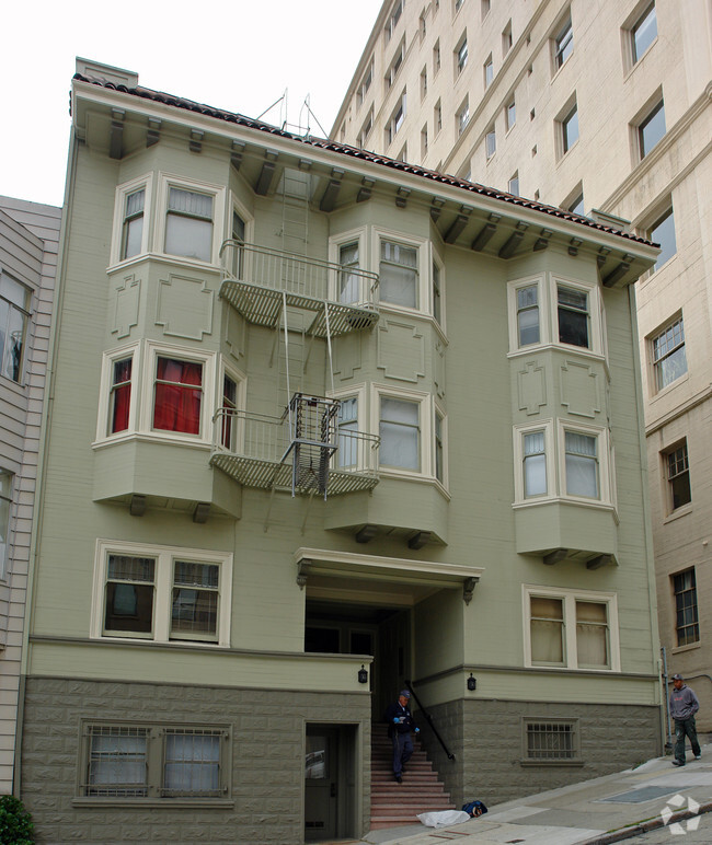 Primary Photo - 1040 Mason St