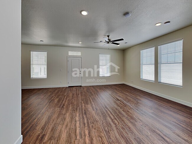 Building Photo - 6098 W Copper Hawk Dr