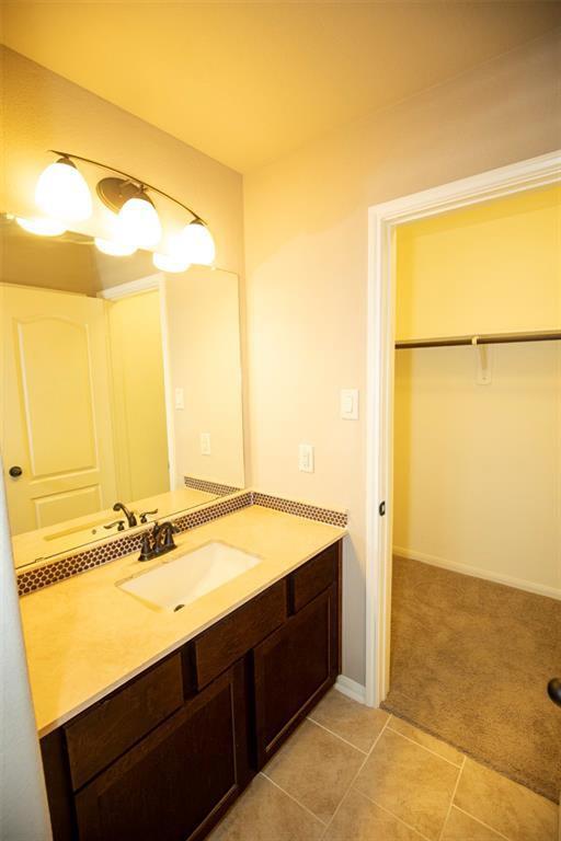 Building Photo - 21325 Kings Guild Ln
