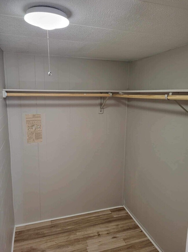 Building Photo - 2607 Co Rd 3204