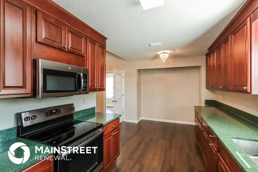 Building Photo - 1788 Sheraton Lakes Cir