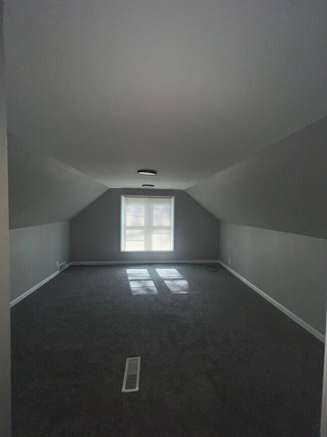 Building Photo - 14931 Evers St