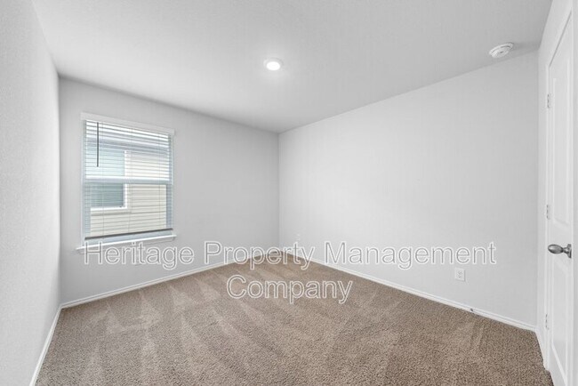 Building Photo - 4522 Meerkat Dr