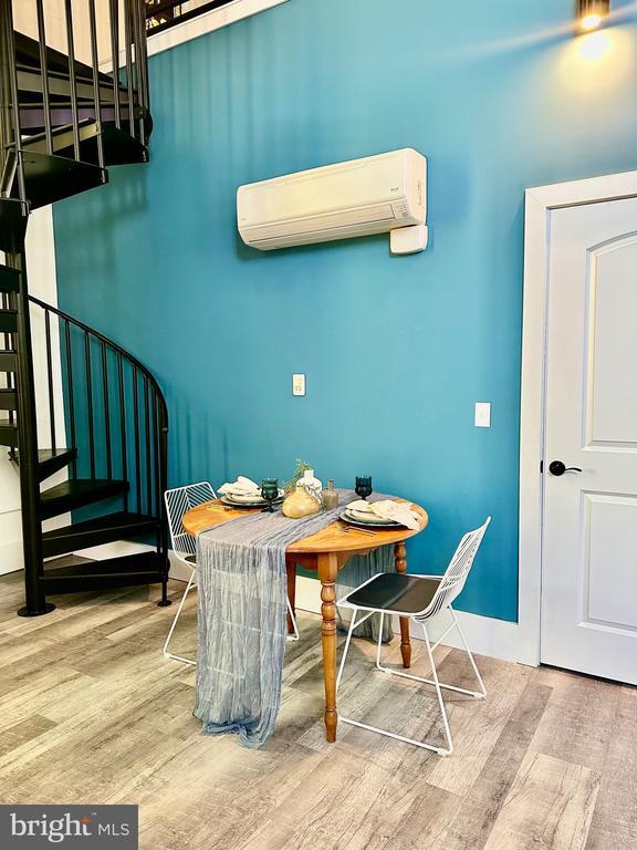 Building Photo - 177 Chestnut St