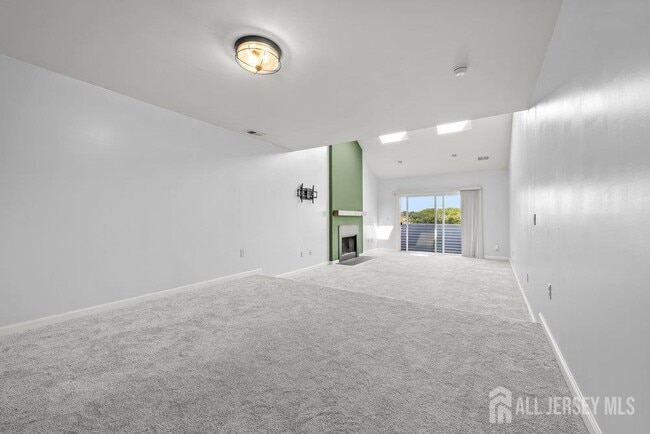 Building Photo - 806 Jesse Way