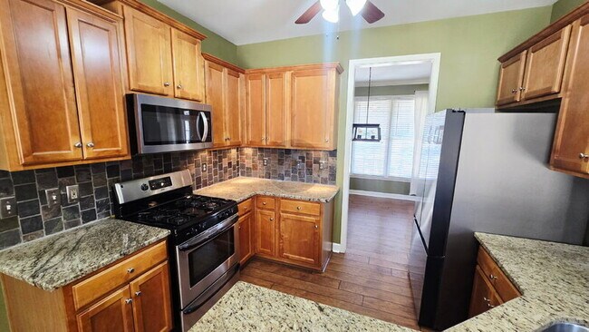 Building Photo - 203 Elmbrook Ln