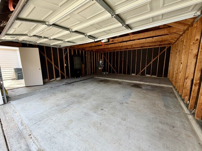 Building Photo - 11306 Bright Canyon Ln