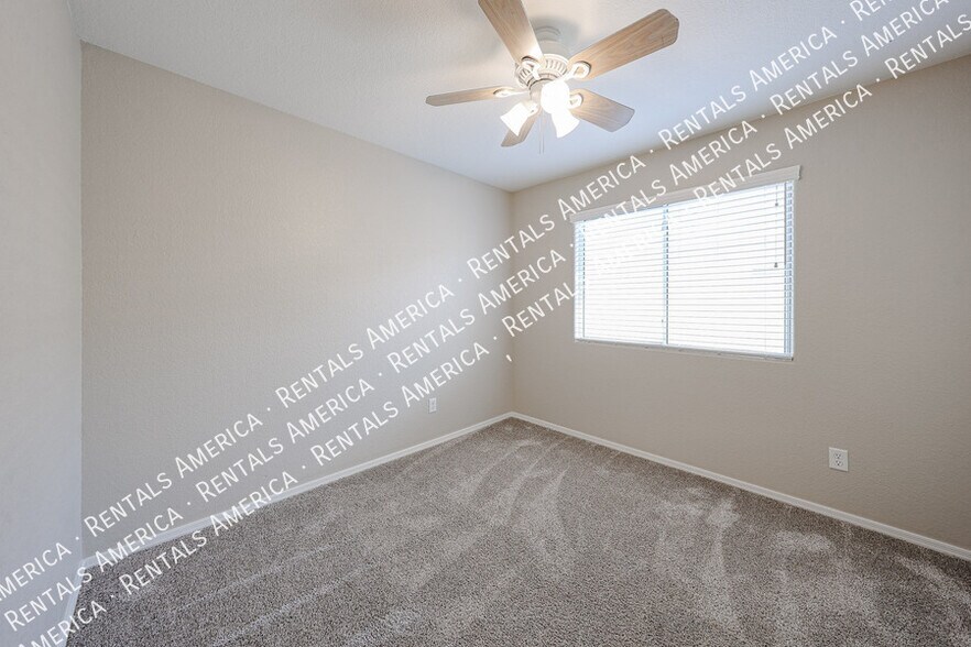 Building Photo - 8587 W Monona Ln