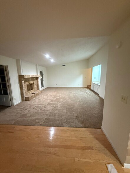 Building Photo - 1060 Park Forest Dr NW