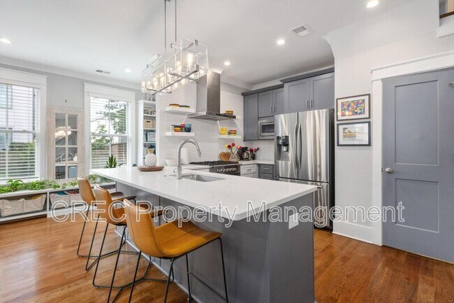 Building Photo - 3 1/2 Maranda Holmes St