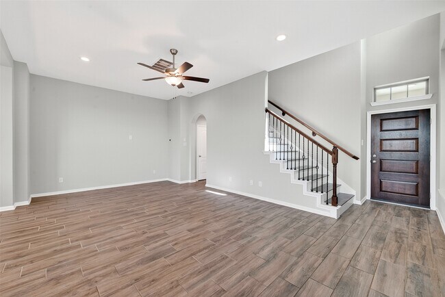 Building Photo - 5011 Pr Ter Ln