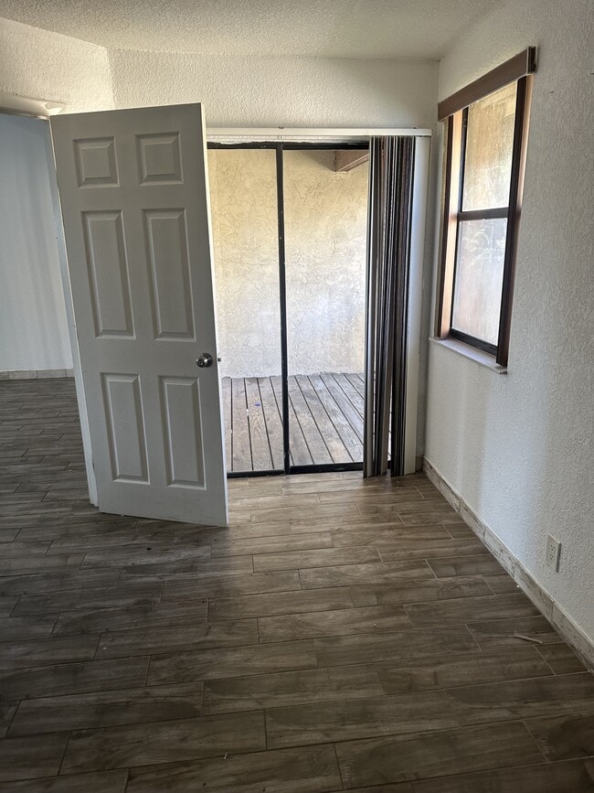 Building Photo - 2541 NW 56th Ave