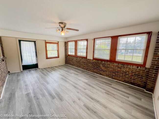 Building Photo - 7410 Union Grove Rd