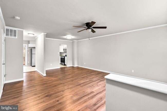 Building Photo - 314 Woodleaf Ct