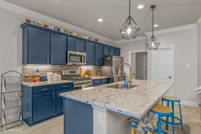 Building Photo - Beautiful 3 bedroom/2 bathroom in Willow Heights
