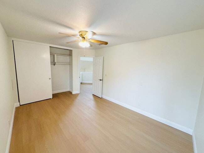 Building Photo - Luxury Remodeled 4 Bedroom Residence in a Prime Central Location