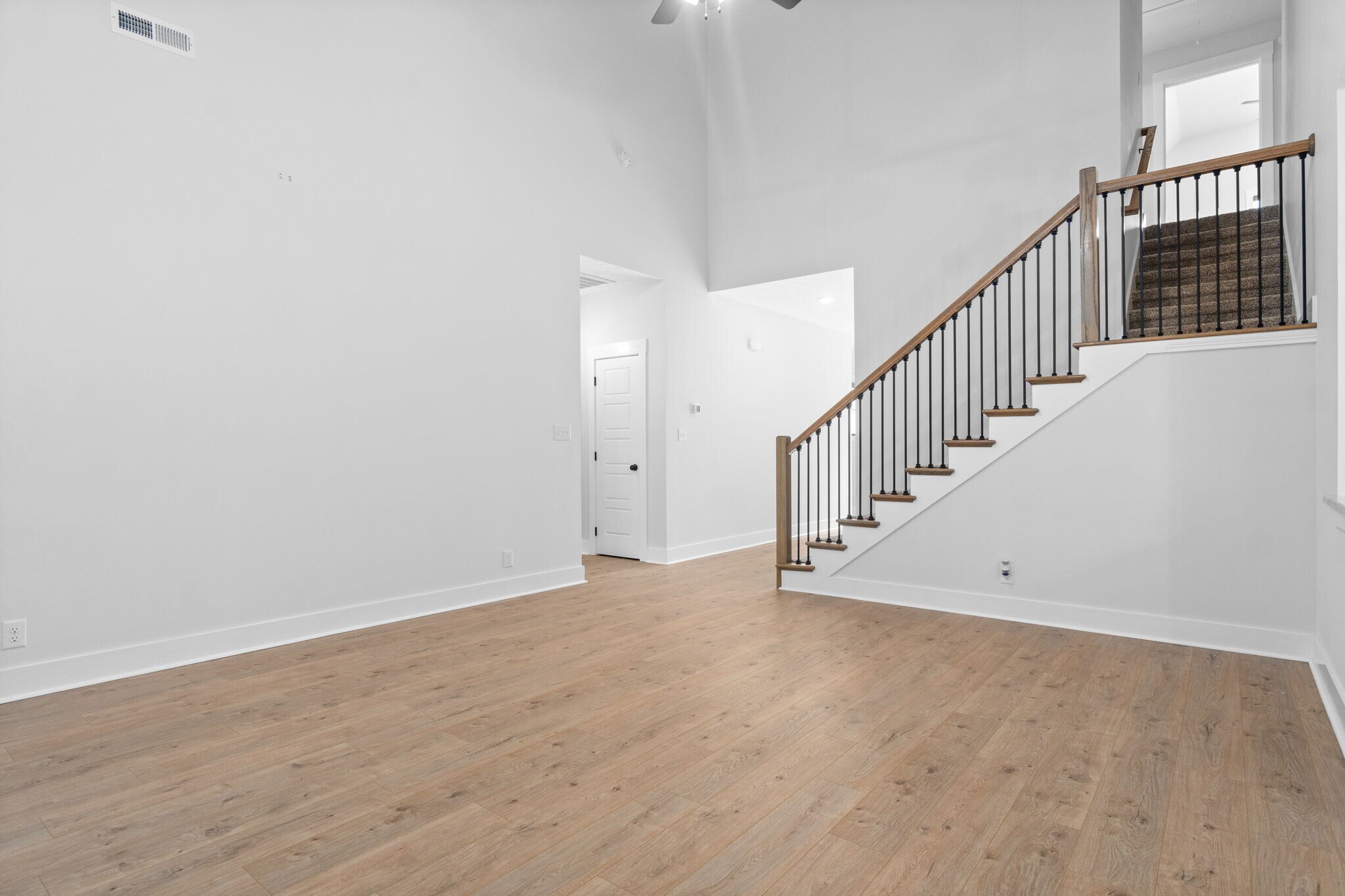 Building Photo - 1022 Brightwood Ct