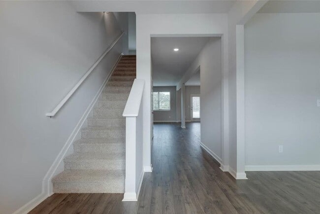 Building Photo - 6040 Vermilion Loop Rd