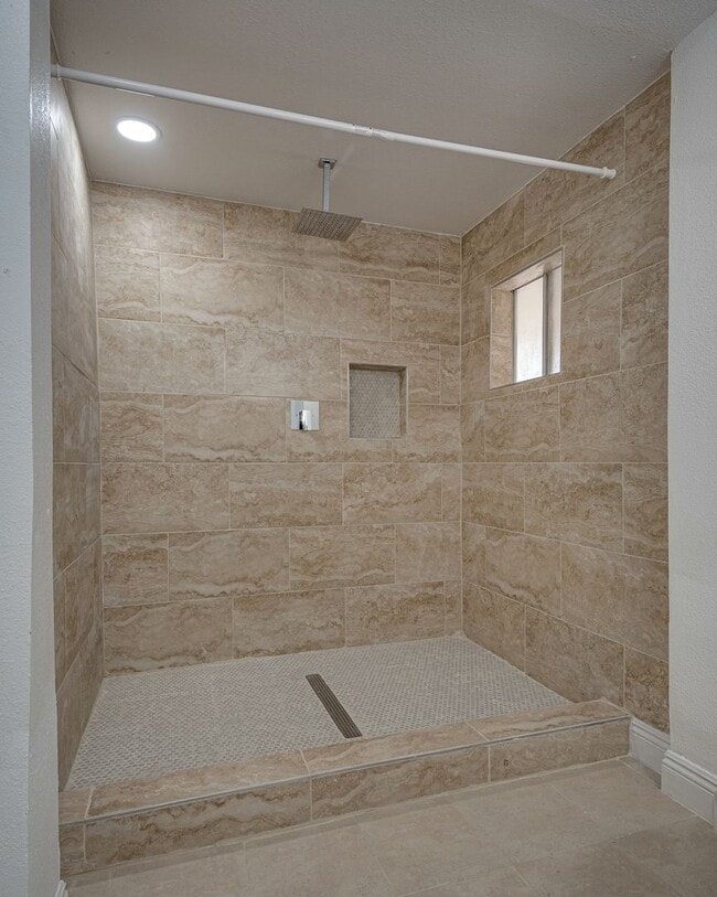 Building Photo - Charming Single-Story Home with Open Living Spaces and Large Backyard in Las Vegas