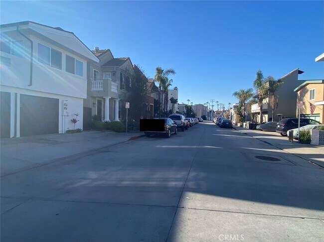 Building Photo - 111 19th St