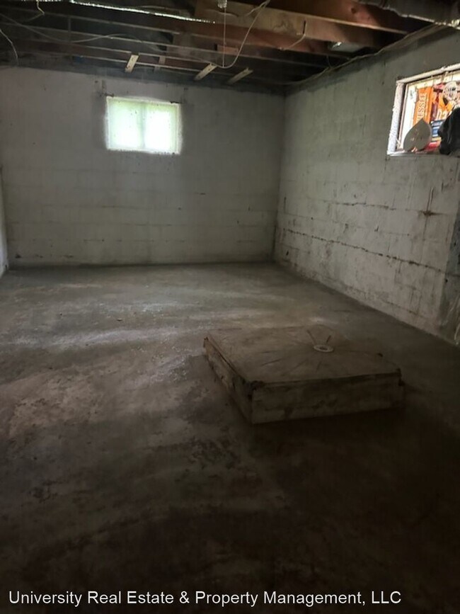 Building Photo - 2 br, 1 bath House - 4401 Walker Blvd