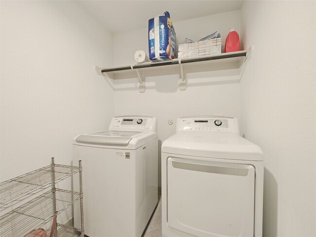 Building Photo - 3935 Gael Run Ct