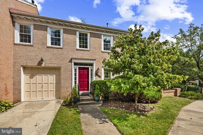 Building Photo - 7401 Crestberry Ln