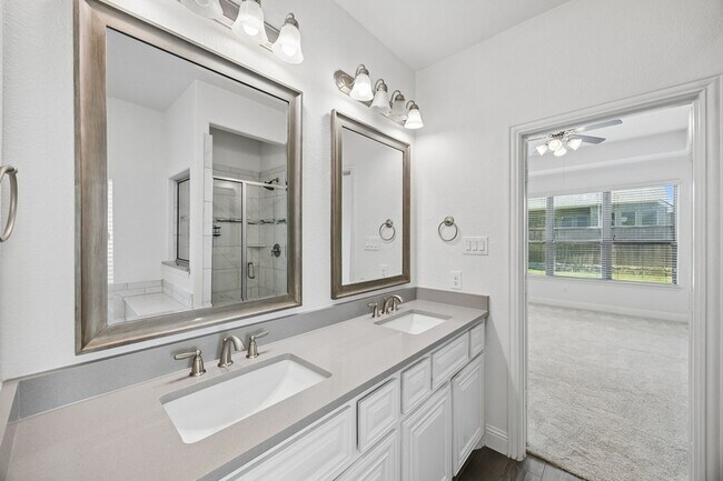 Building Photo - 15920 Gladewater Terrace