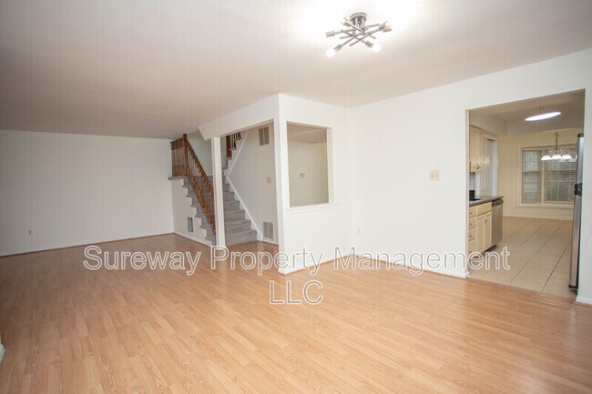 Building Photo - 3 Majestic Way