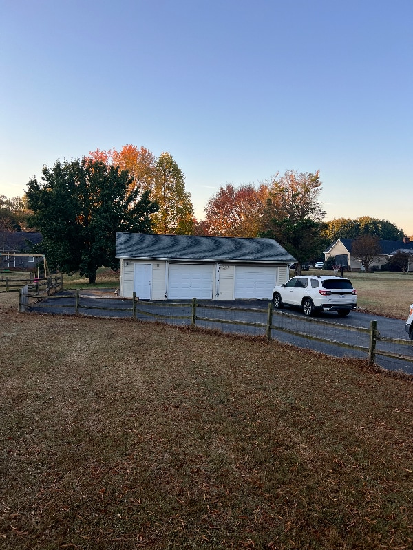 Building Photo - 2513 Foxworth Dr