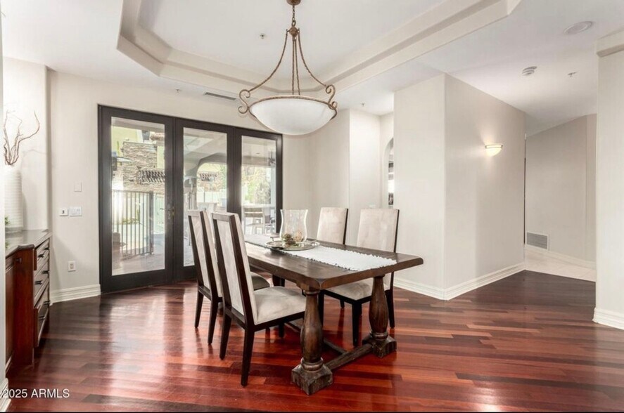 Building Photo - 8614 N 17th Pl