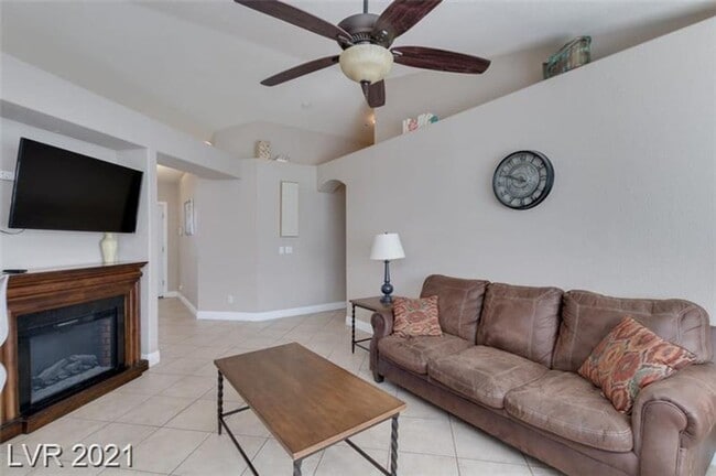 Building Photo - ** COMING SOON ** AMAZING SINGLE STORY HOME IN HENDERSON WITH DETACHED CASITA NO HOA & HOME COMES...