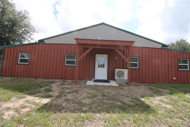 Building Photo - 6850 US-41
