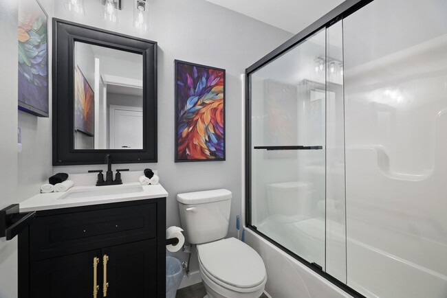 Building Photo - 126 Petrarch Trail