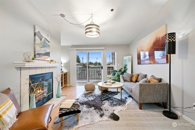 Primary Photo - 215 100th St SW