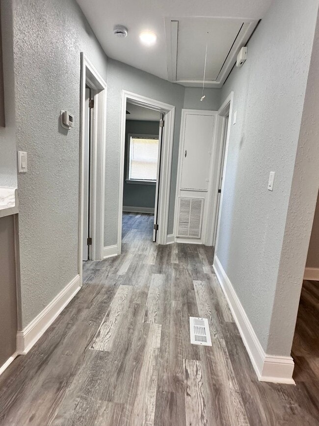Building Photo - Coronado-Norfolk 3 Bedroom House