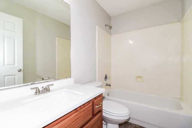 Building Photo - 10010 Cameron Ridge TR