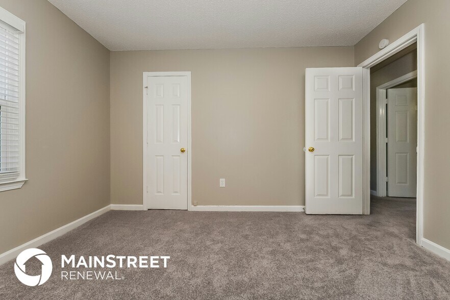 Building Photo - 105 Vesta Ct