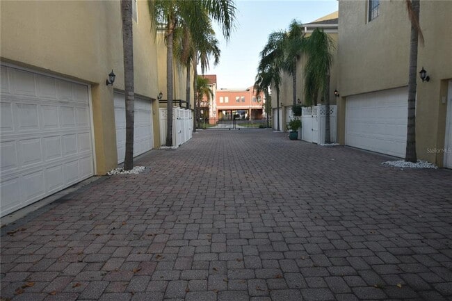 Building Photo - 1007 Edison Park Ct