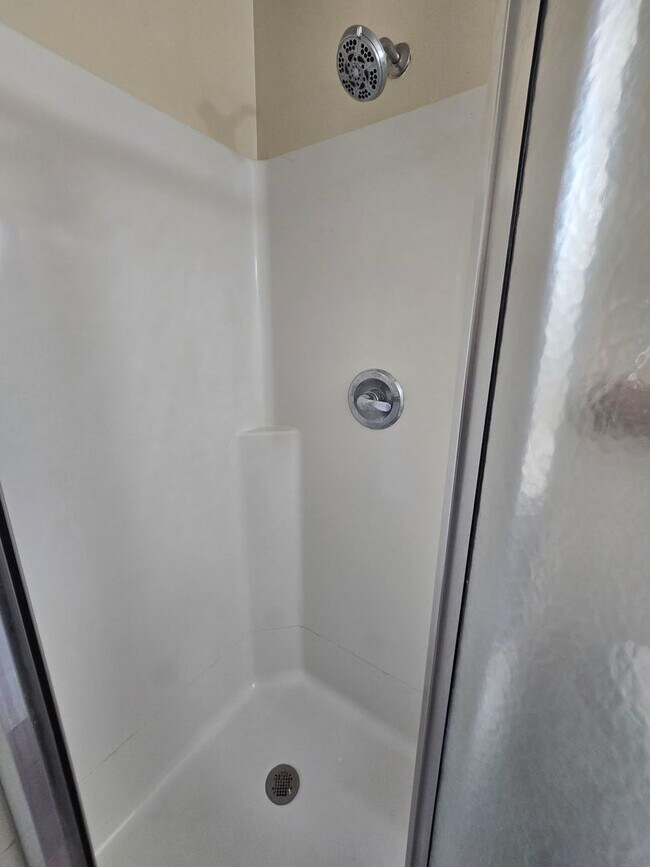 Building Photo - 3334 Michigan St