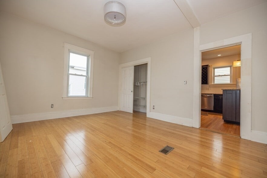 Building Photo - 339 Allston St