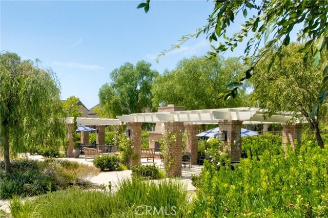 Building Photo - 112 Chantilly