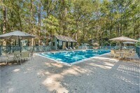 Building Photo - 68 Summer Oaks Dr