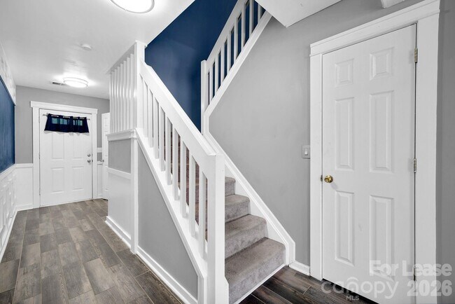 Building Photo - 9653 Terrier Way