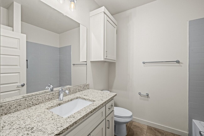 Building Photo - Beautiful townhomes in Frenship ISD!