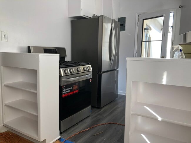 Kitchen - 811 4th St